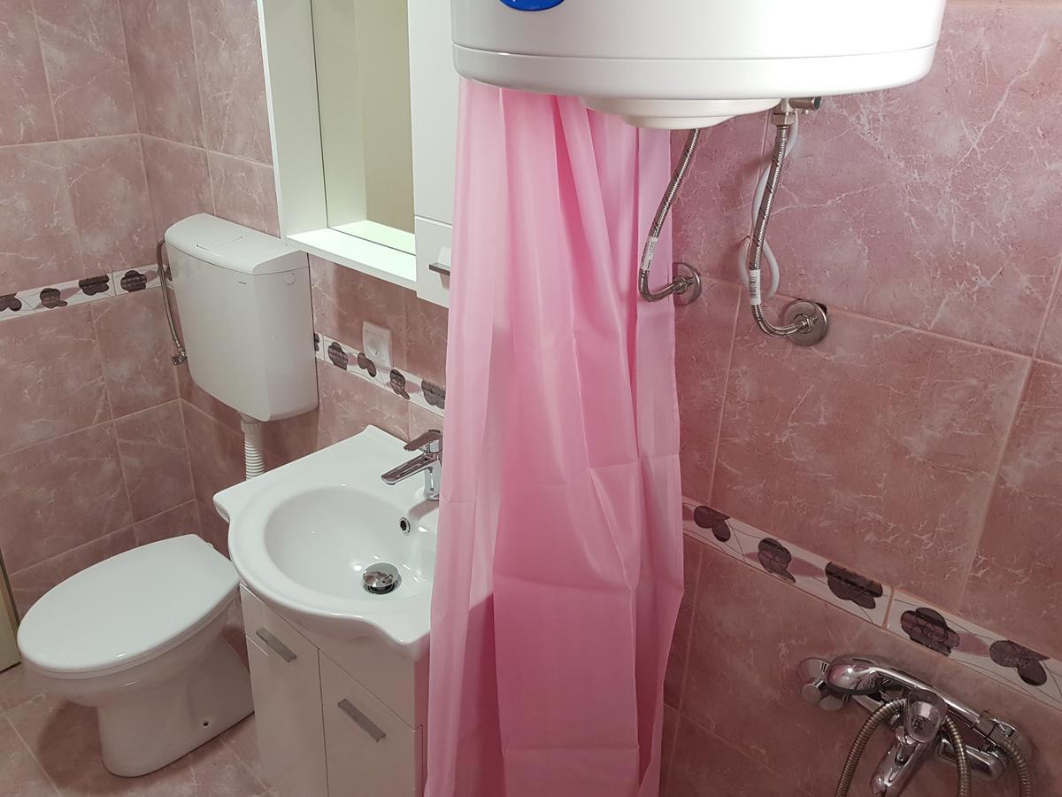 Guest House Dragomir Сутоморе Екстер'єр фото