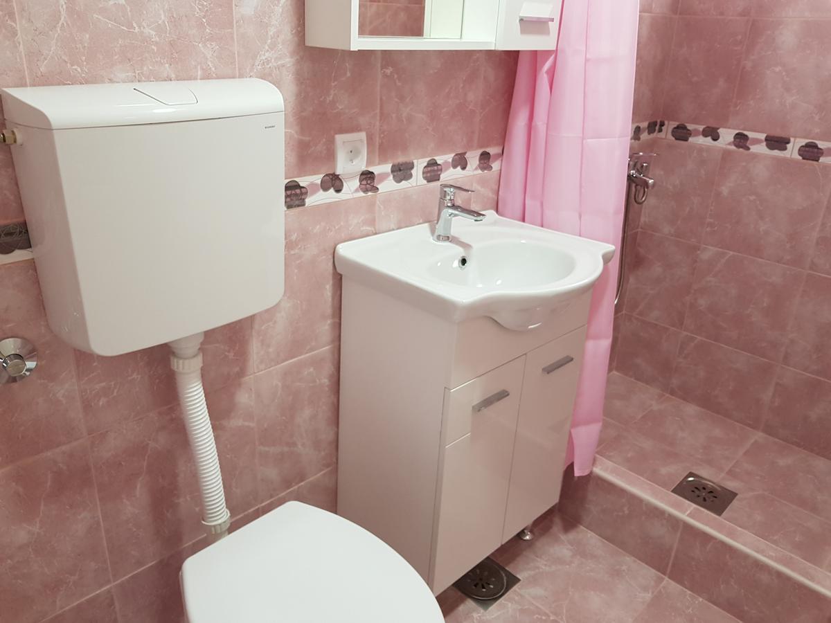 Guest House Dragomir Сутоморе Екстер'єр фото